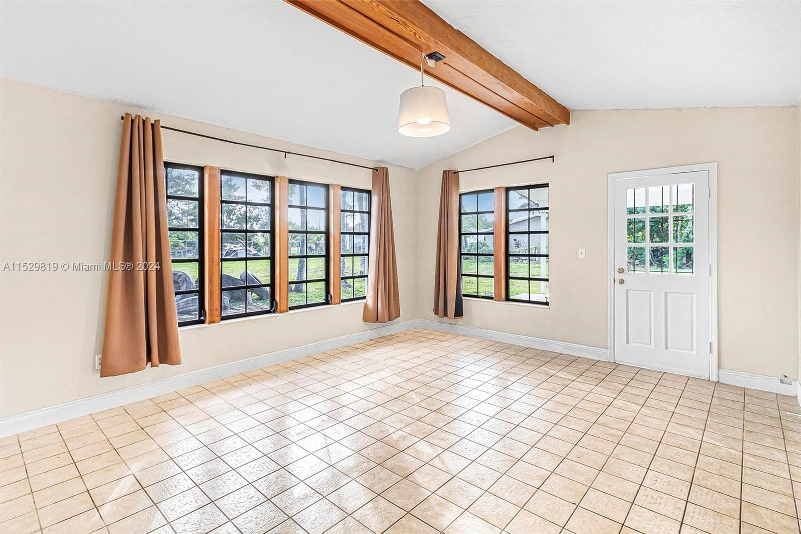 Acreage - Residential Lease