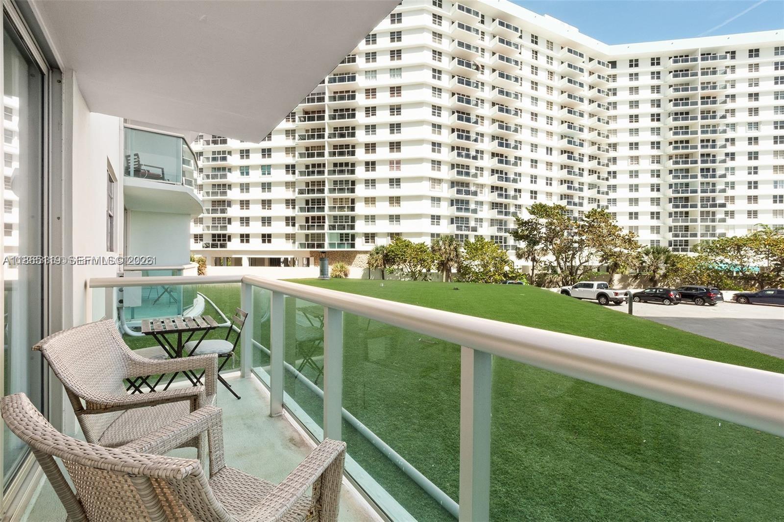 TIDES ON HOLLYWOOD BEACH - Residential