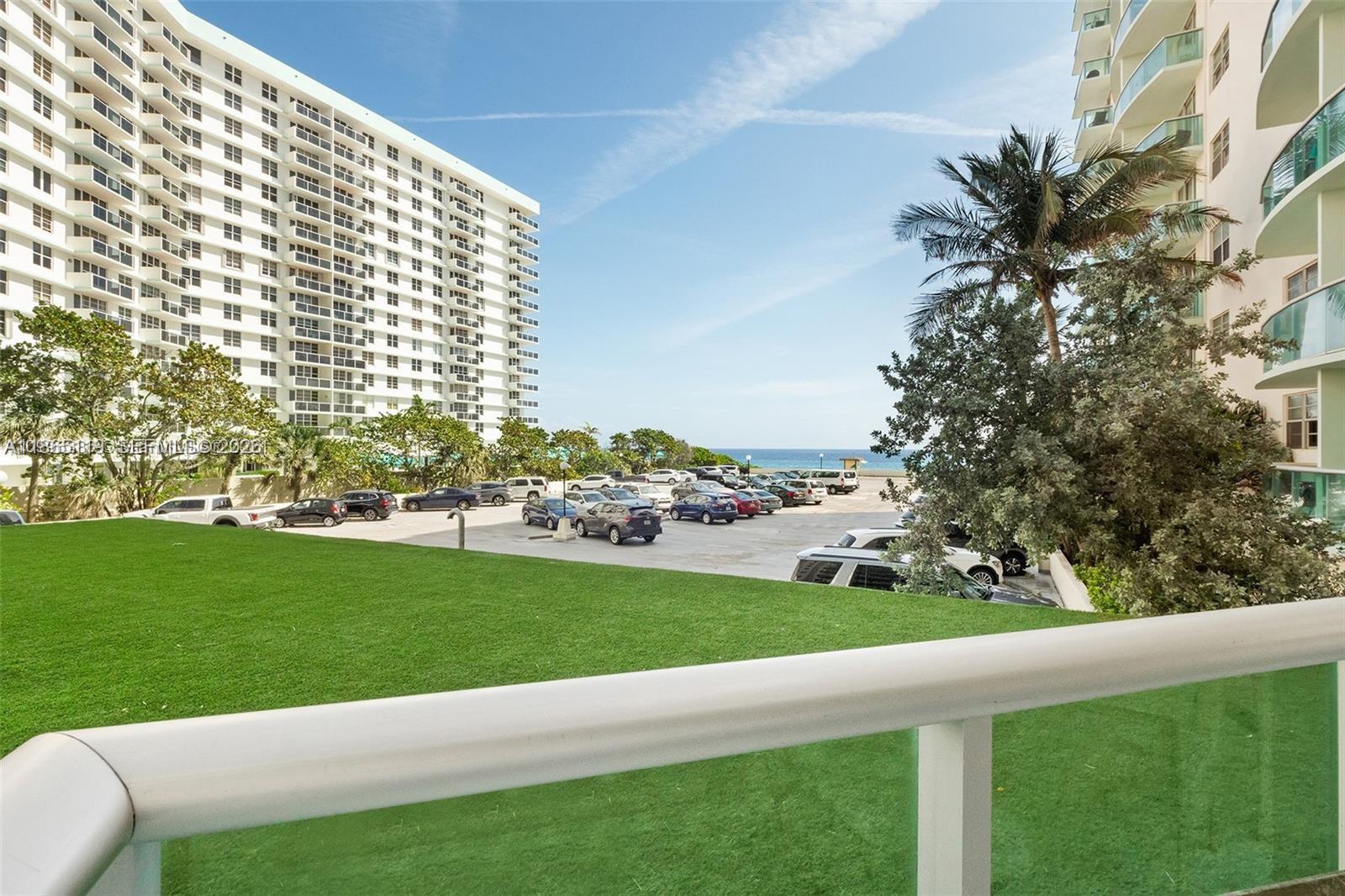 TIDES ON HOLLYWOOD BEACH - Residential