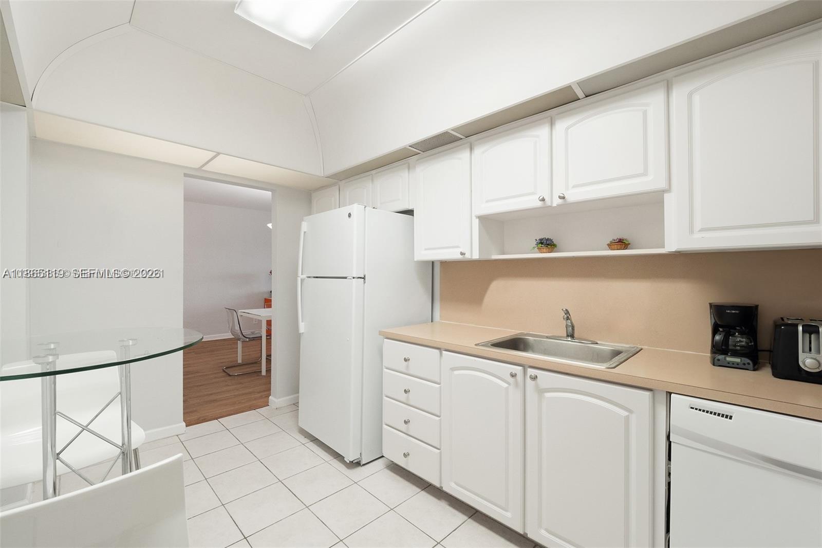 TIDES ON HOLLYWOOD BEACH - Residential