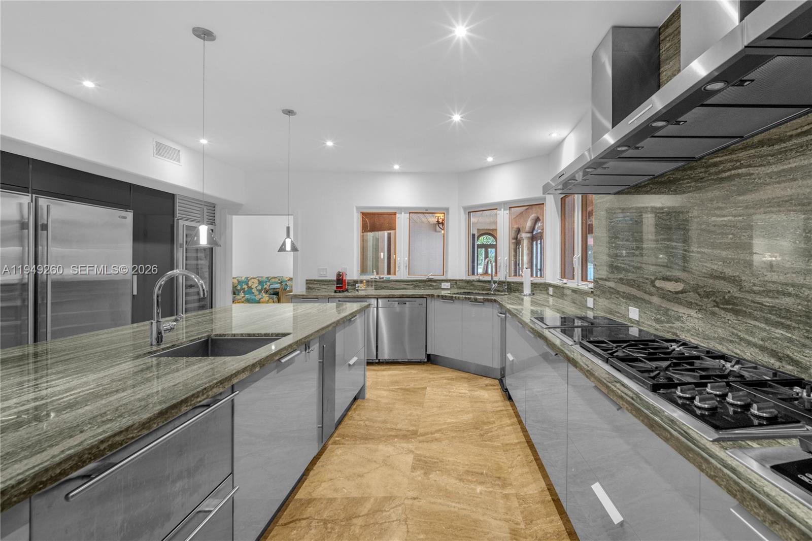 HOLLEMAN PARK - Residential