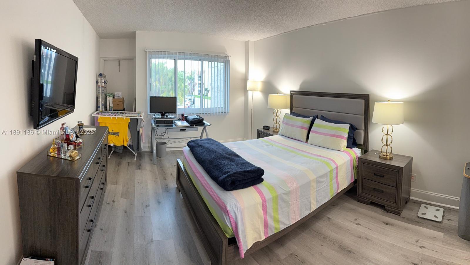 BUILDING ONE OF RACQUET C - Residential Lease