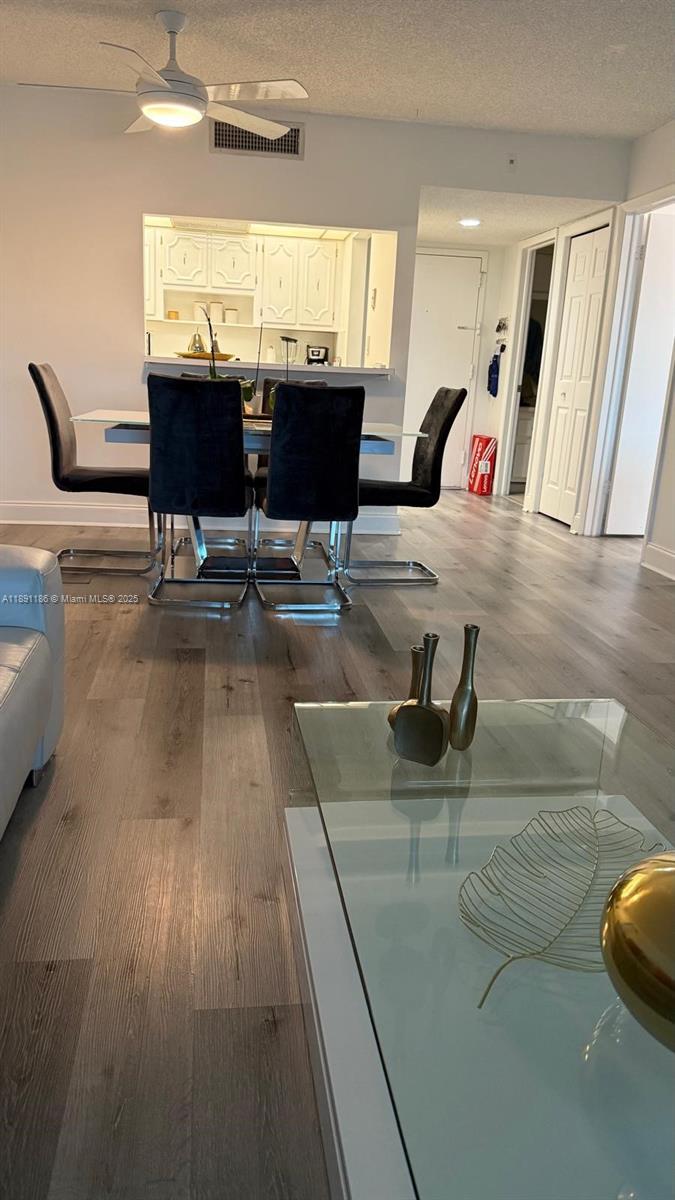 BUILDING ONE OF RACQUET C - Residential Lease