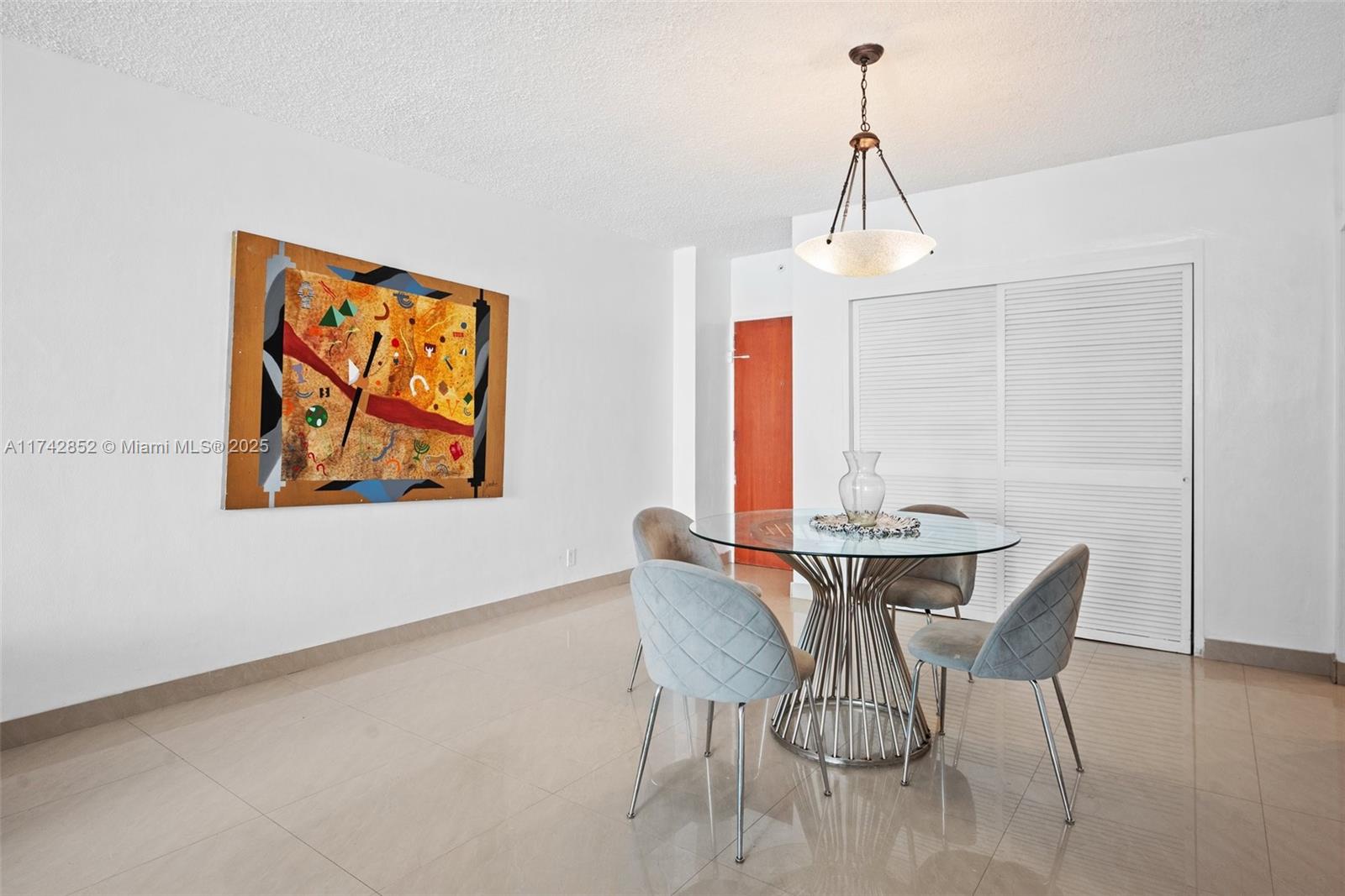 SIAN OCEAN RESIDENCES CON - Residential
