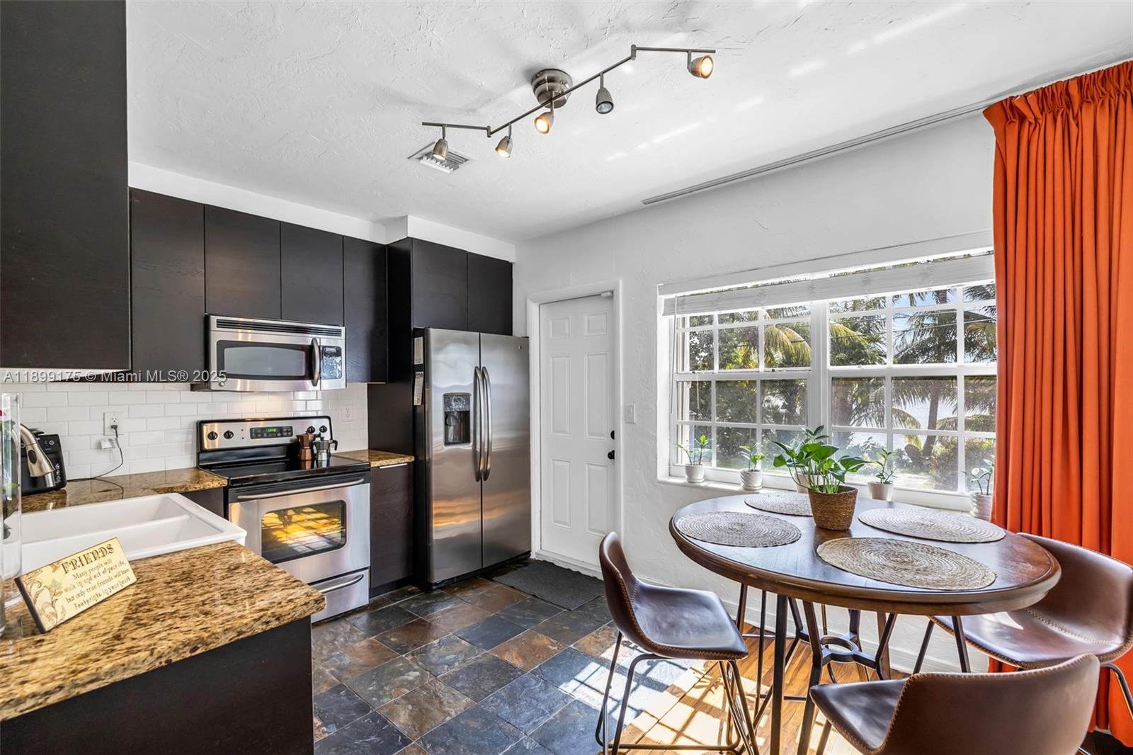 FULFORD HOMES - Residential