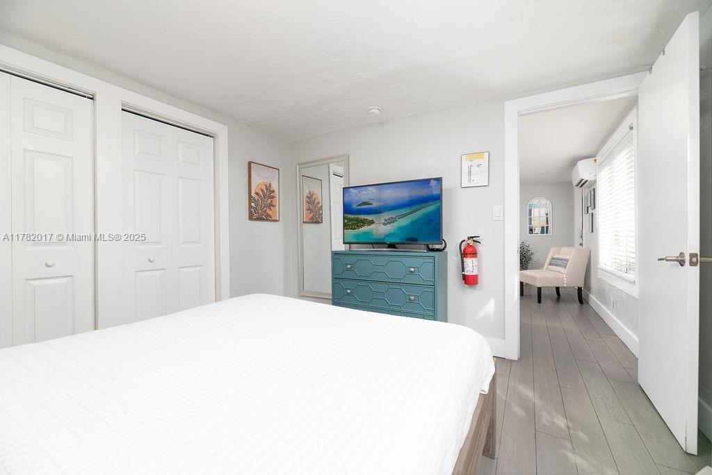 RIVERSIDE ADD AMEN PLAT - Residential Lease