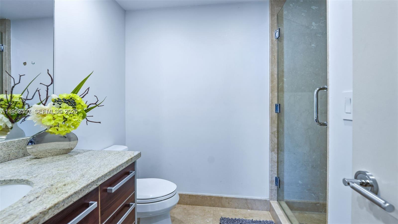 LATITUDE ON THE RIVER CON - Residential