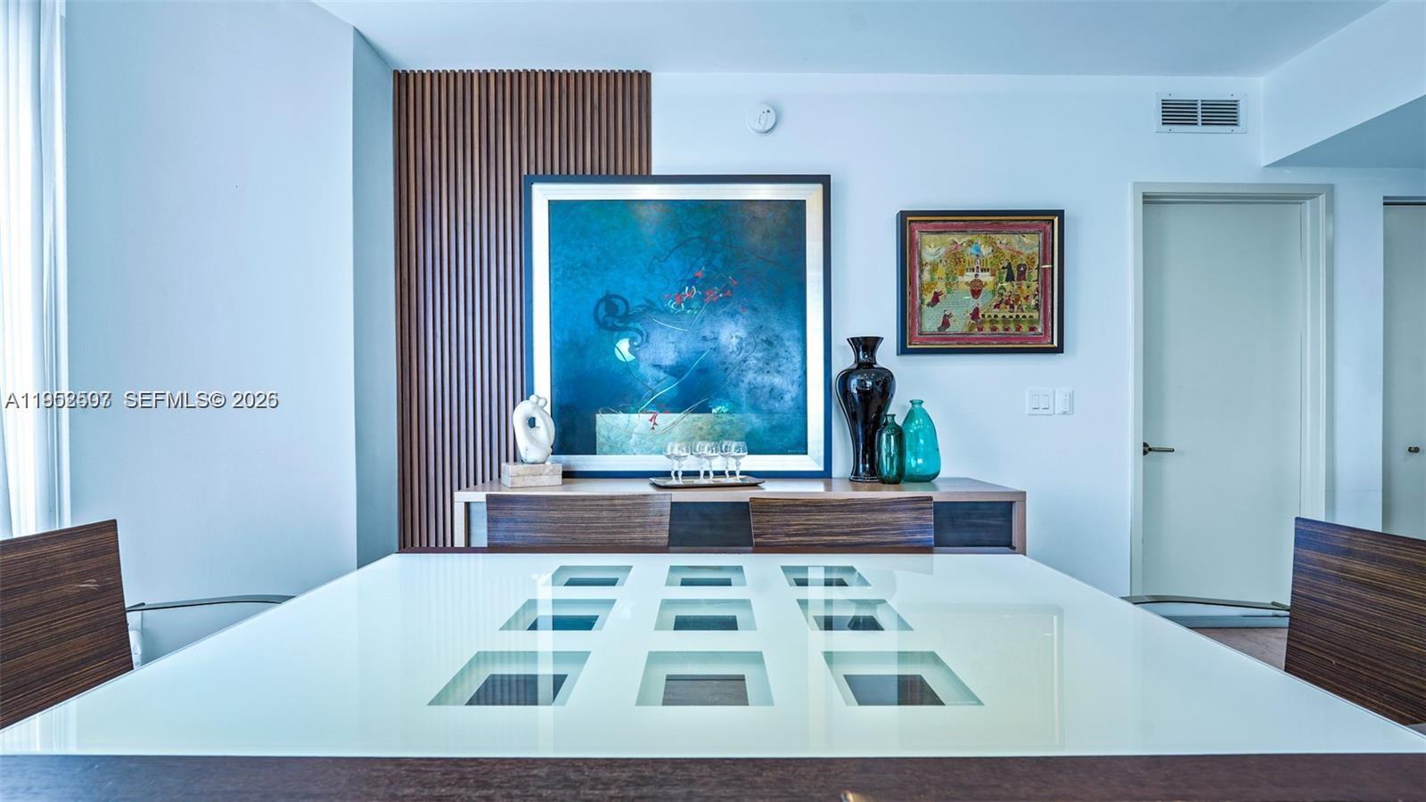 LATITUDE ON THE RIVER CON - Residential