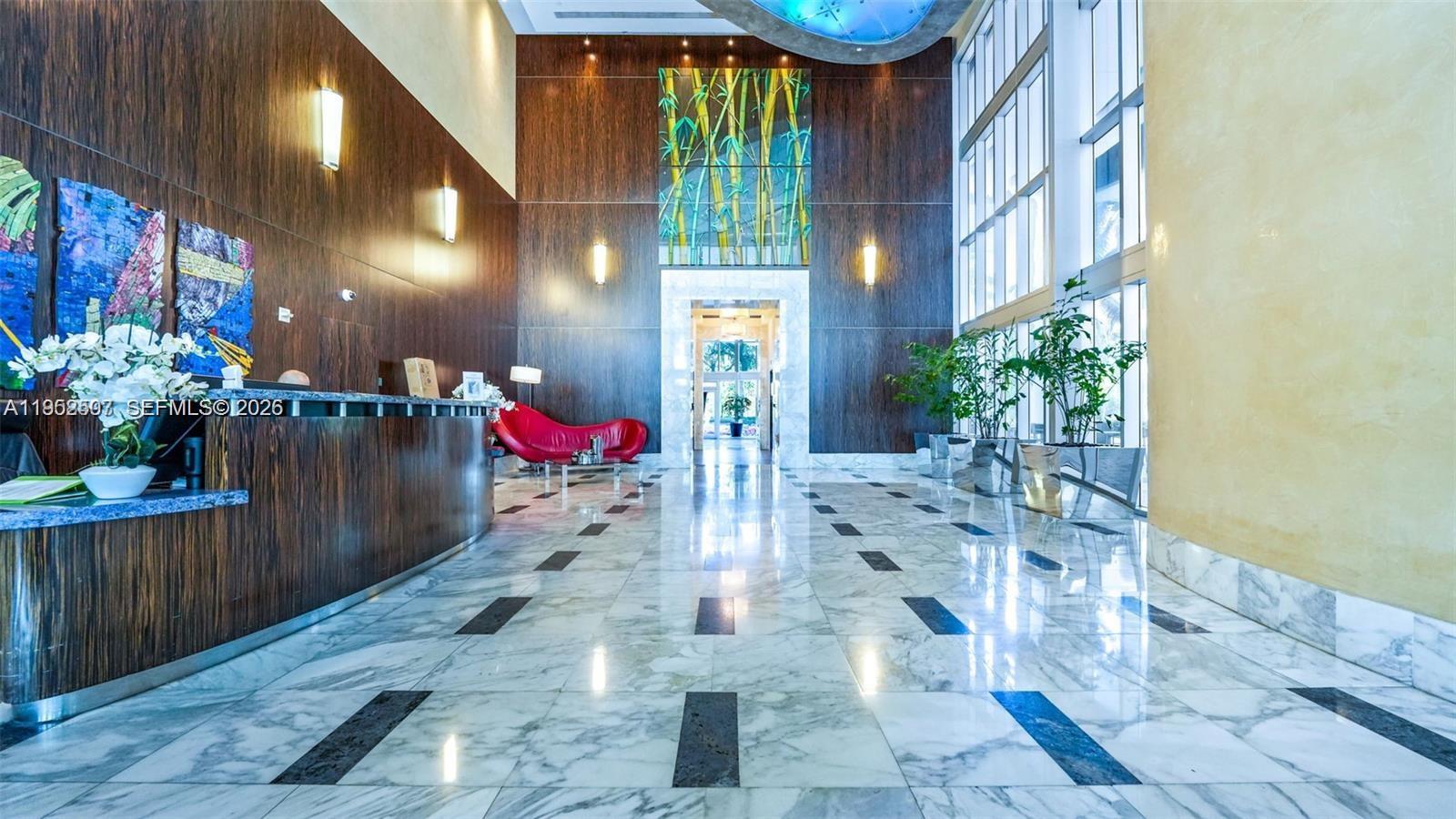 LATITUDE ON THE RIVER CON - Residential