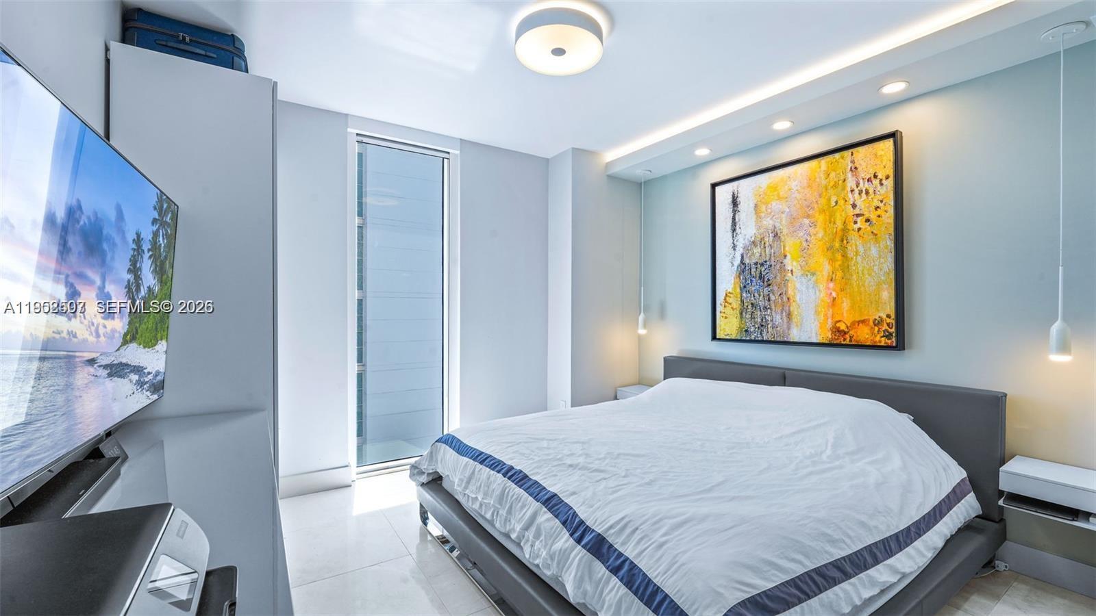 LATITUDE ON THE RIVER CON - Residential