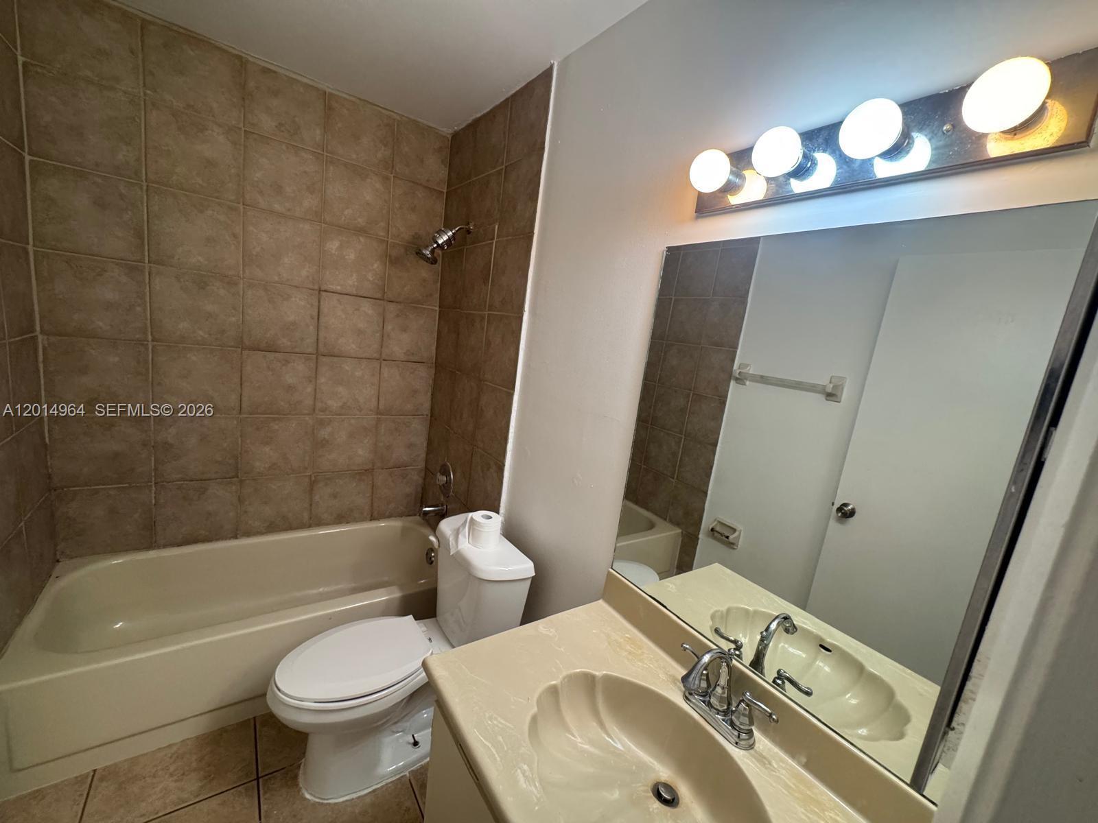 MALIBU CLUB CONDO - Residential Lease