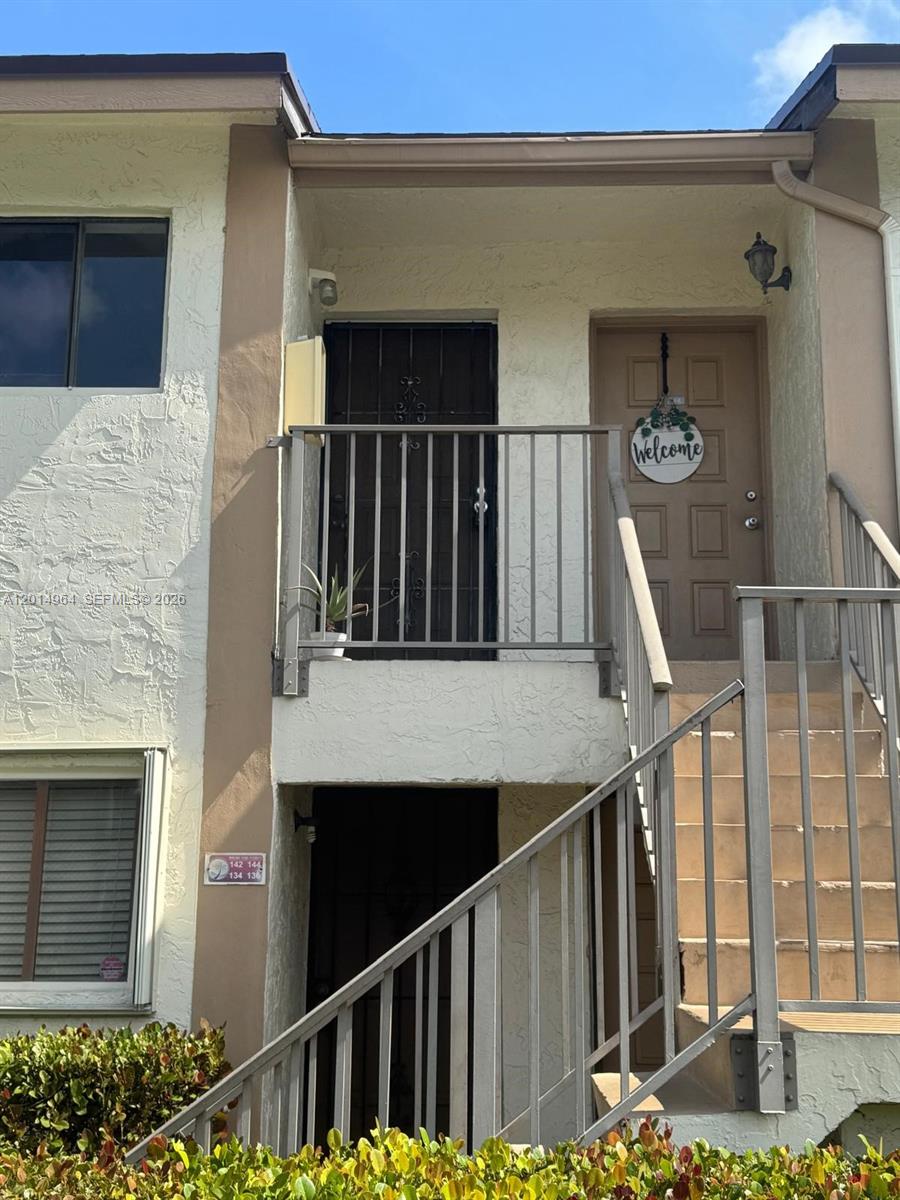 MALIBU CLUB CONDO - Residential Lease