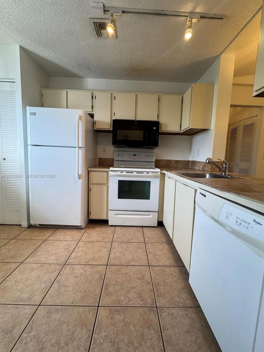 Photo of 142 NW 60th Ave #6-2, Margate, FL 33063 (MLS # A12014964)