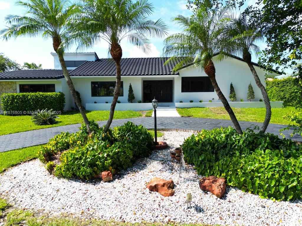 OLD CUTLER VILLAS - Residential