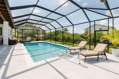 7761 SW 169th St Palmetto Bay FL 33157