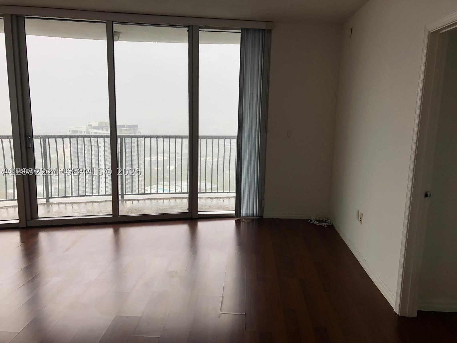 1750 N Bayshore Dr 3015