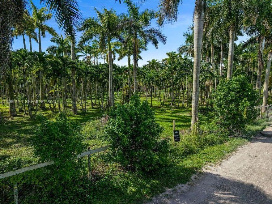 Amazing location for the Redlands 2 acres, fenced and ready to go! owner may be willing to finance with a 50% down payment. Great potential. The lot has a sign. It's walkable.