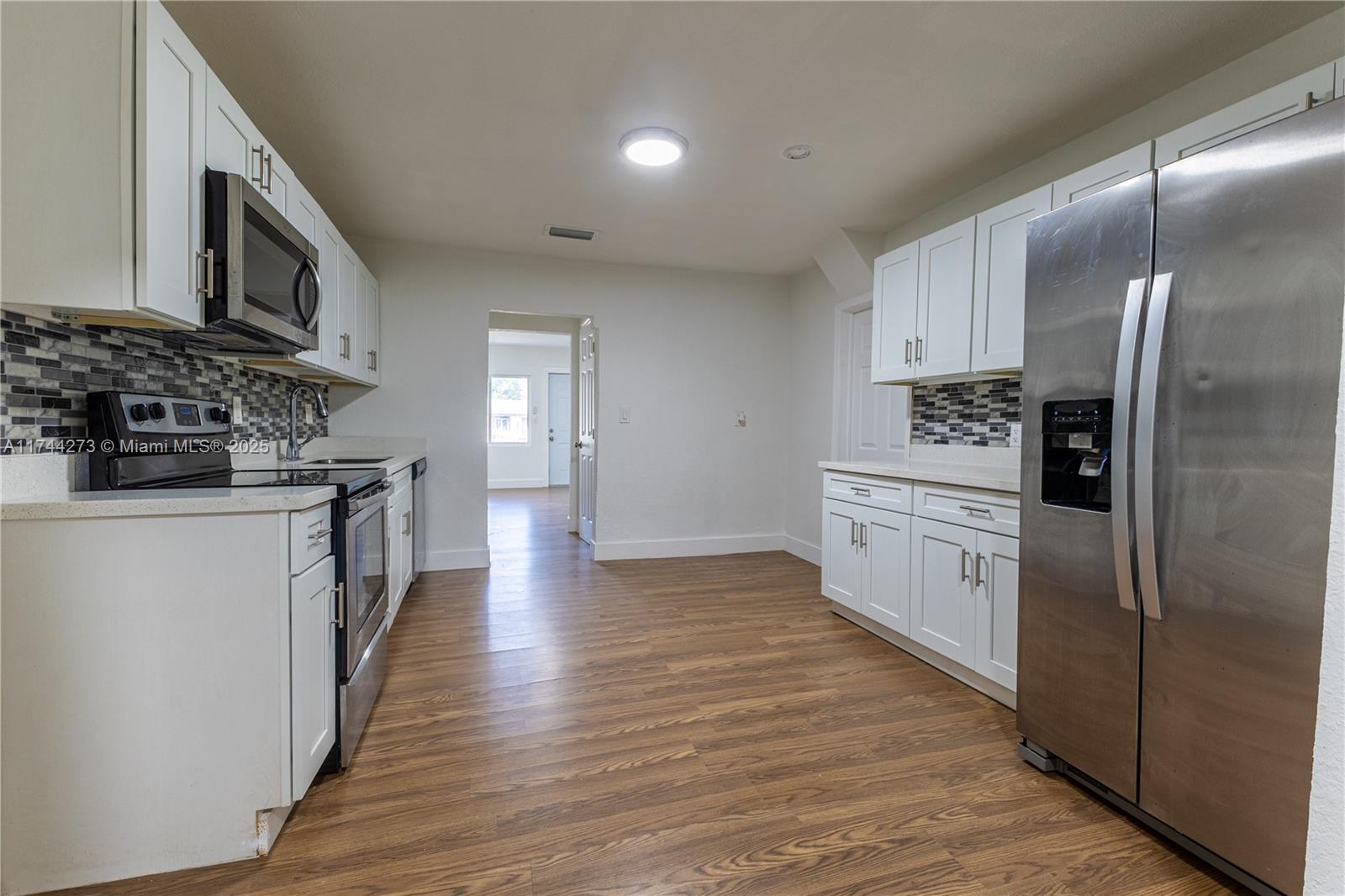 PINEWOOD PARK EXTENSION - Residential