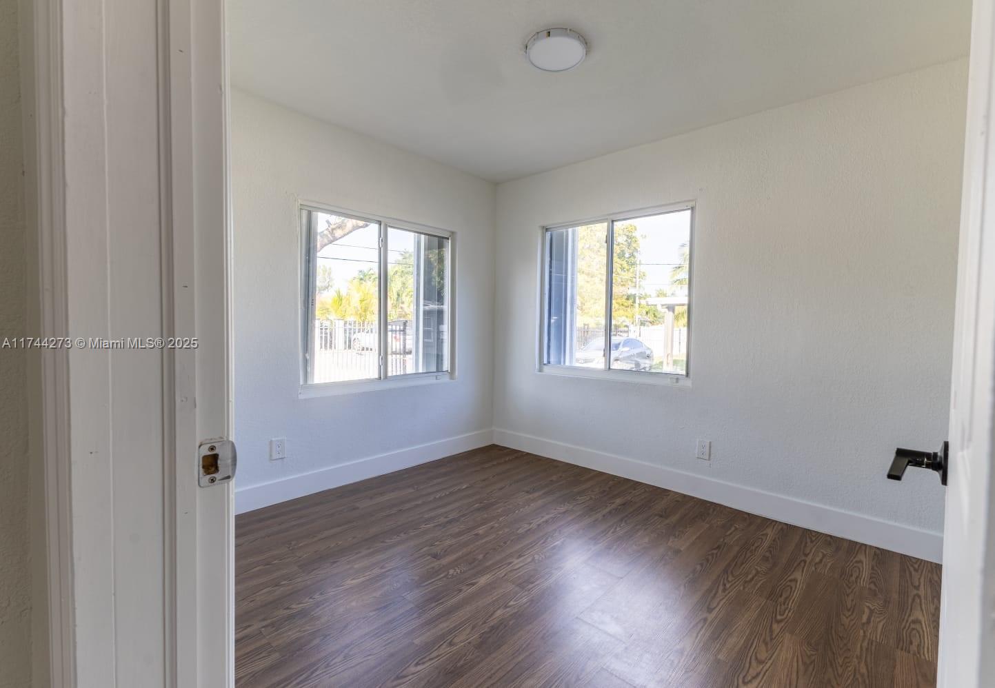 PINEWOOD PARK EXTENSION - Residential