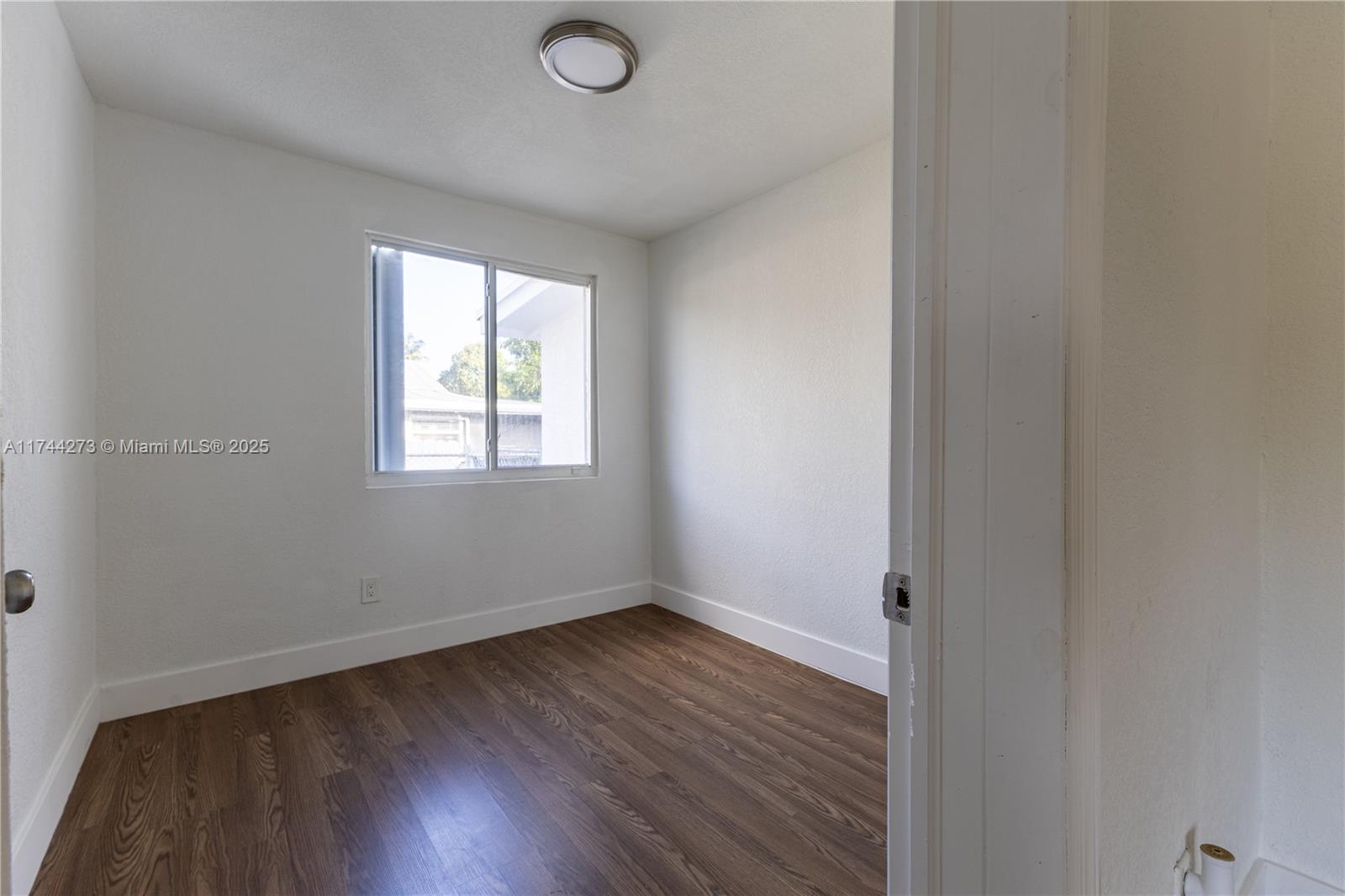 PINEWOOD PARK EXTENSION - Residential