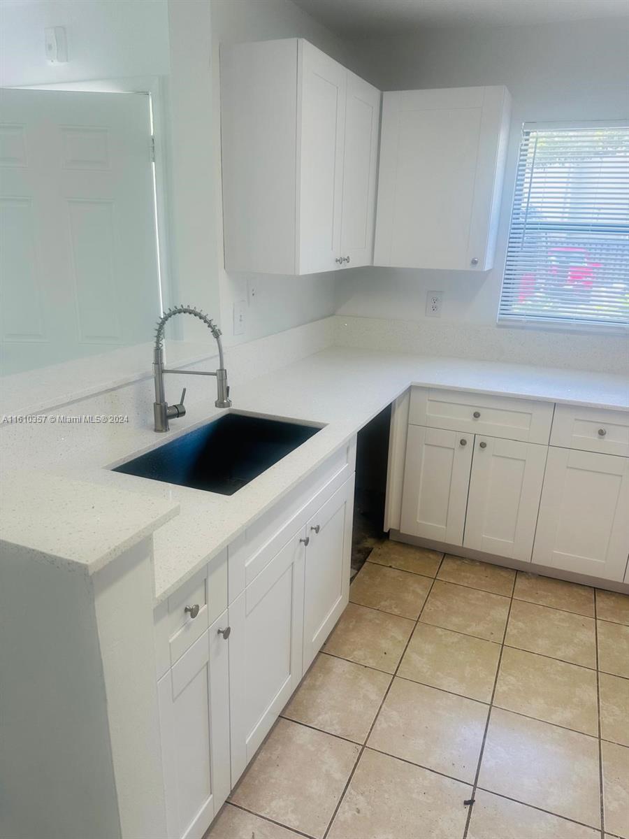 PRESERVE AT AVERY LAKES - Residential Lease
