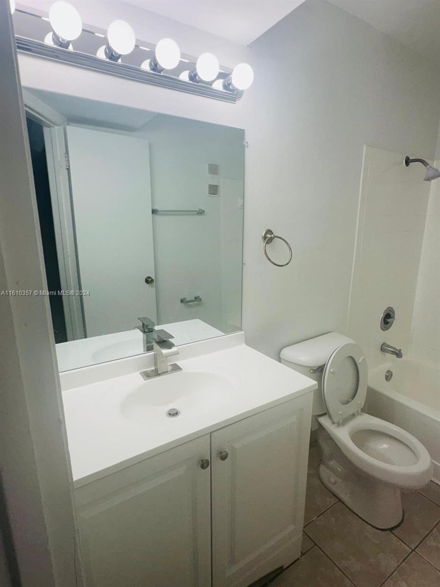 PRESERVE AT AVERY LAKES - Residential Lease