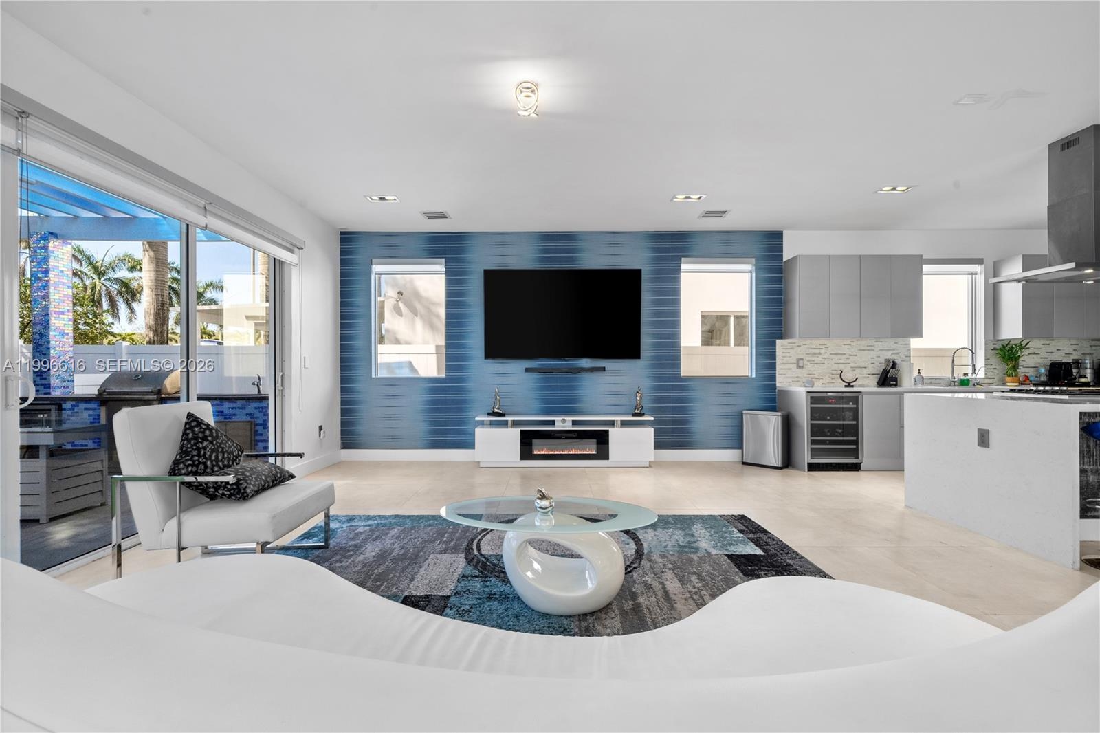 DORAL COMMONS RESIDENTIAL - Residential