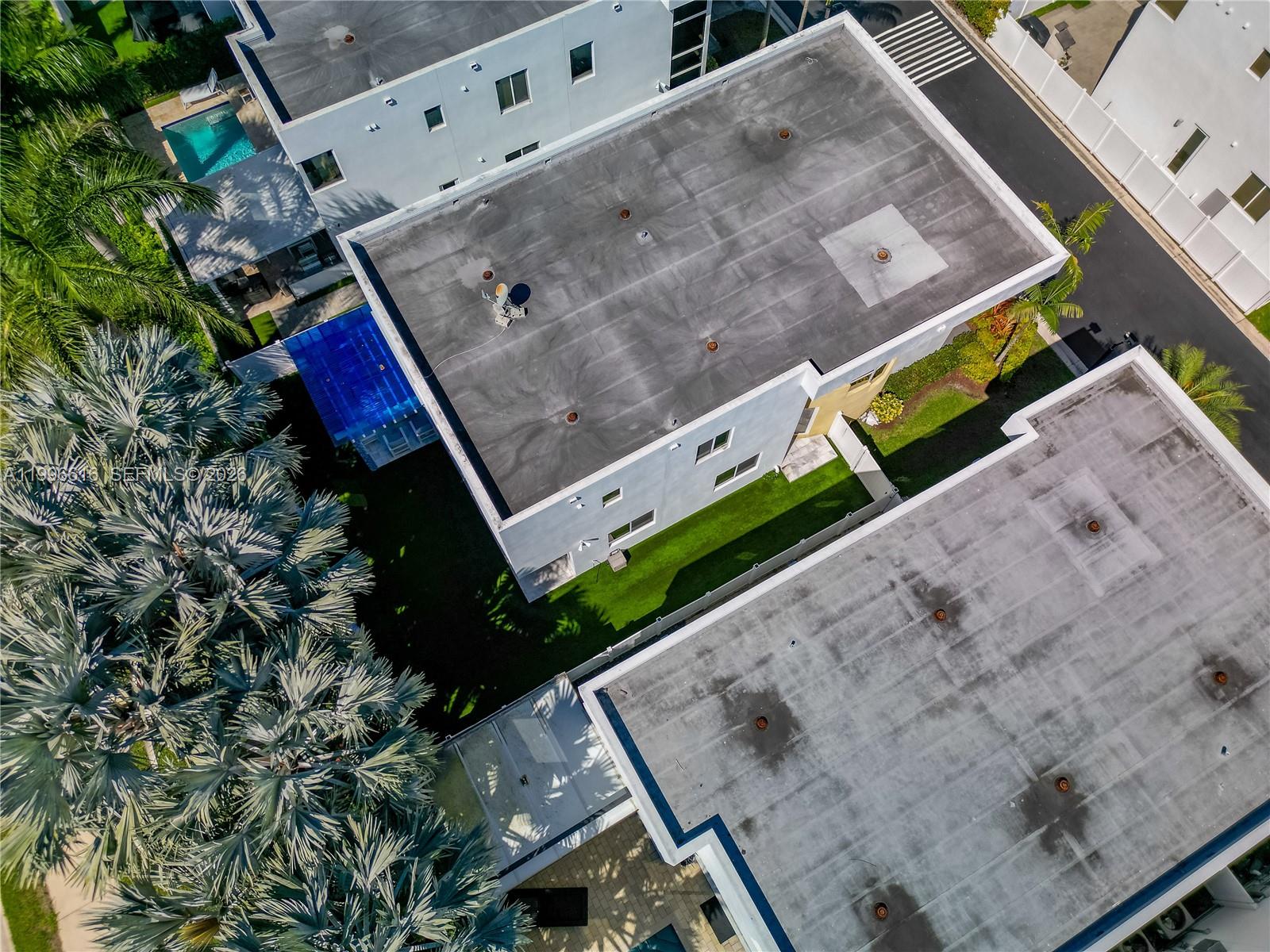 DORAL COMMONS RESIDENTIAL - Residential