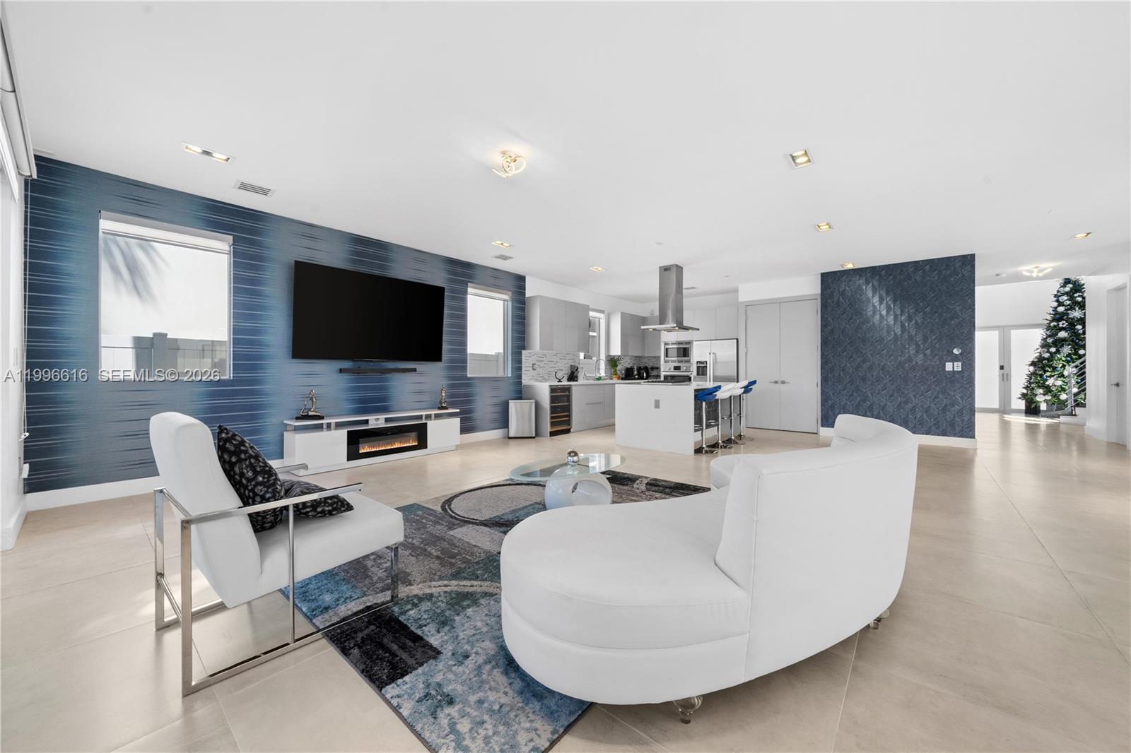 DORAL COMMONS RESIDENTIAL - Residential