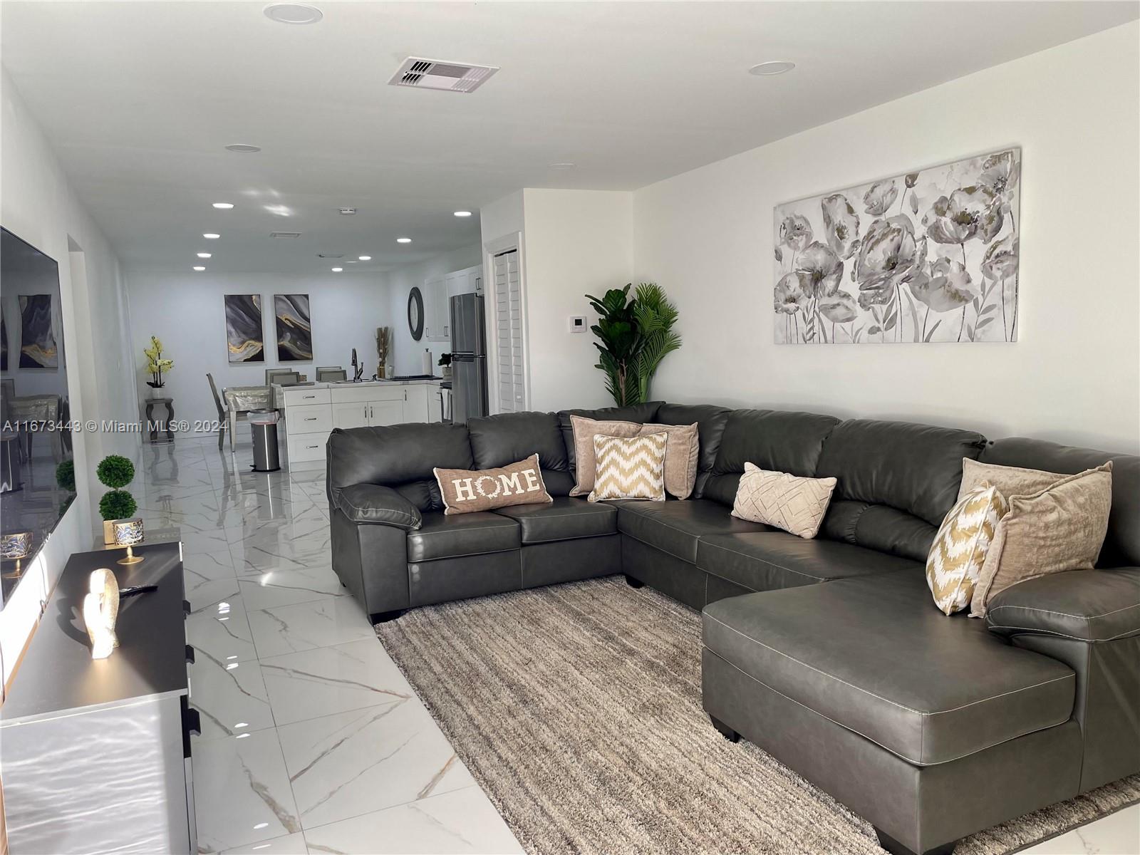EASY APPROVAL! NO ASSOCIATION. RENT INCLUDES WATER ELECTRICITY & INTERNET.Beautiful remodeled 2/2 The home has a very modern ambiance with a fully update, close to Florida International University, Miami International Airport, 20 mins from South Beach.
