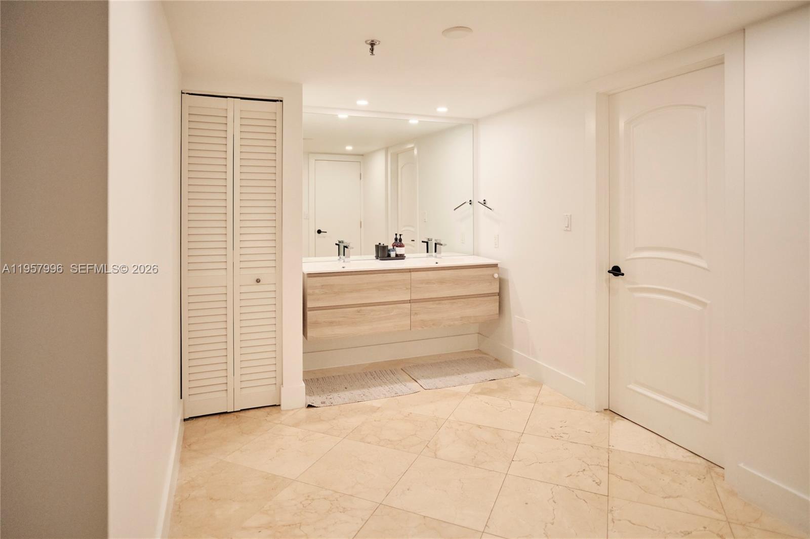 BRICKELL KEY ONE CONDO - Residential