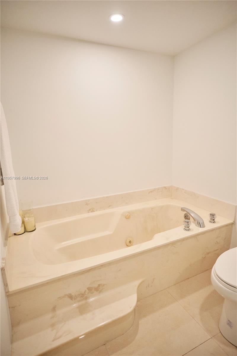 BRICKELL KEY ONE CONDO - Residential