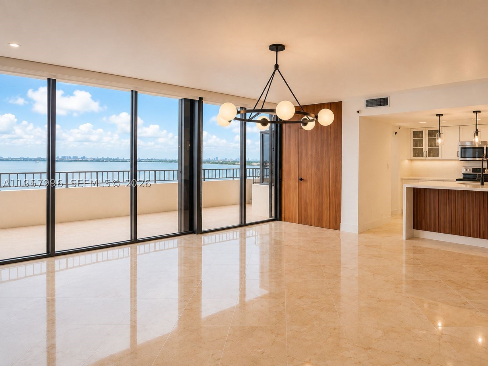 520 Brickell Key Dr A1904
