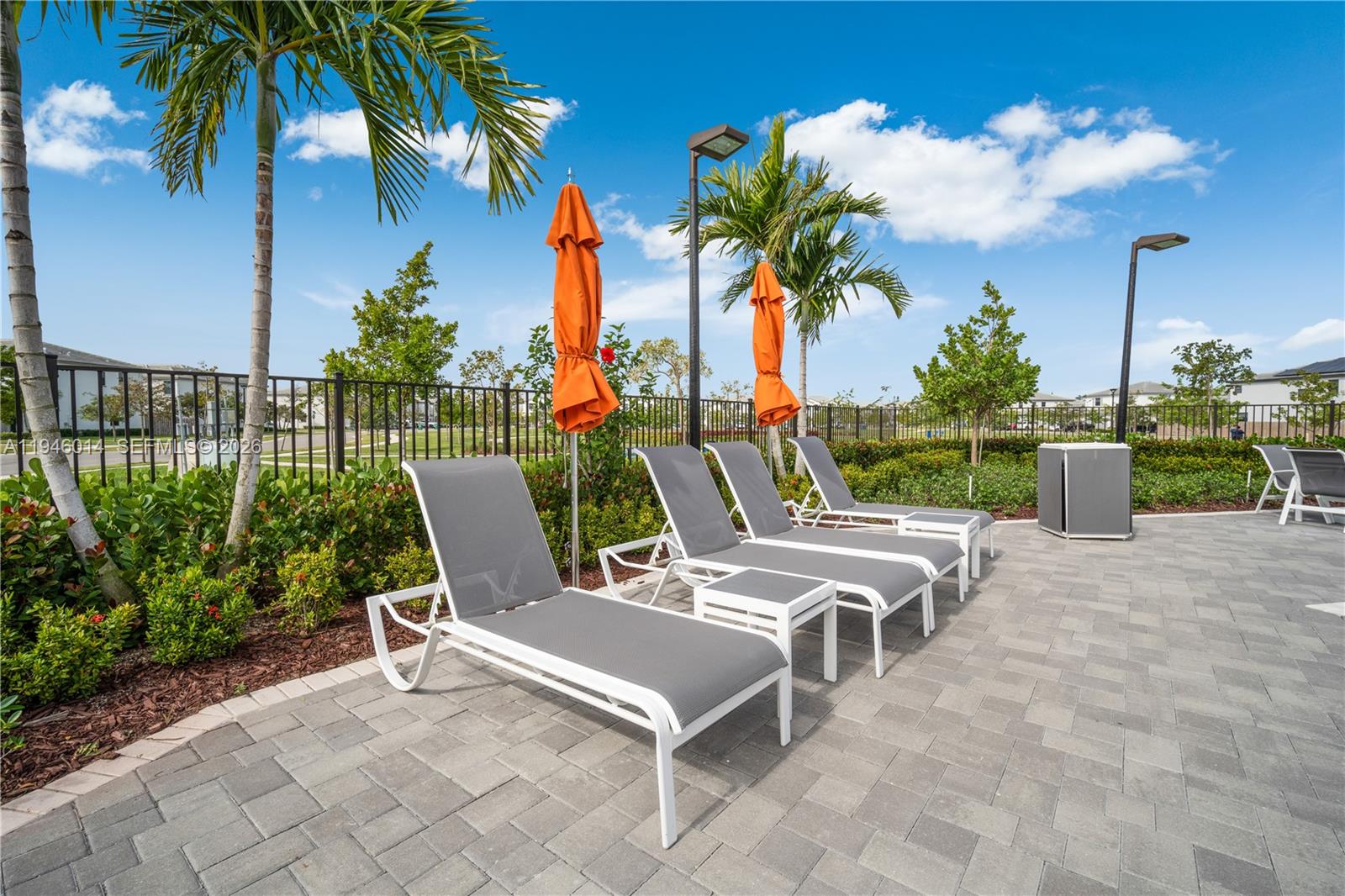 PINE ISLE - Residential