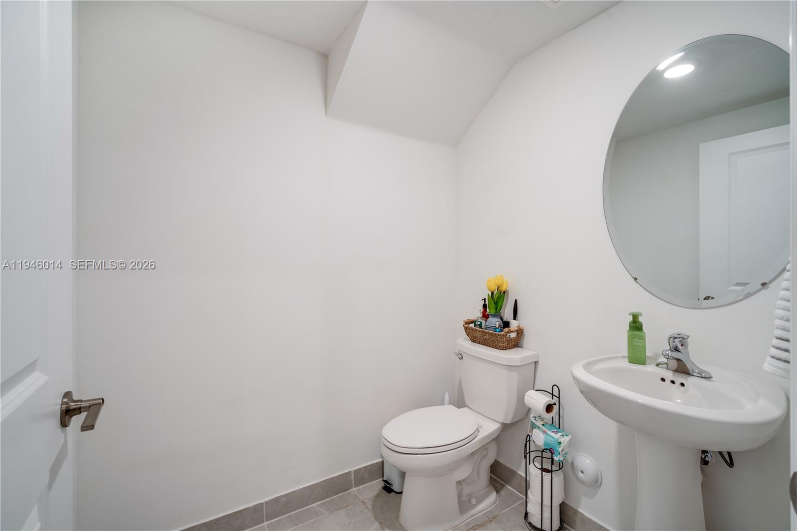 PINE ISLE - Residential