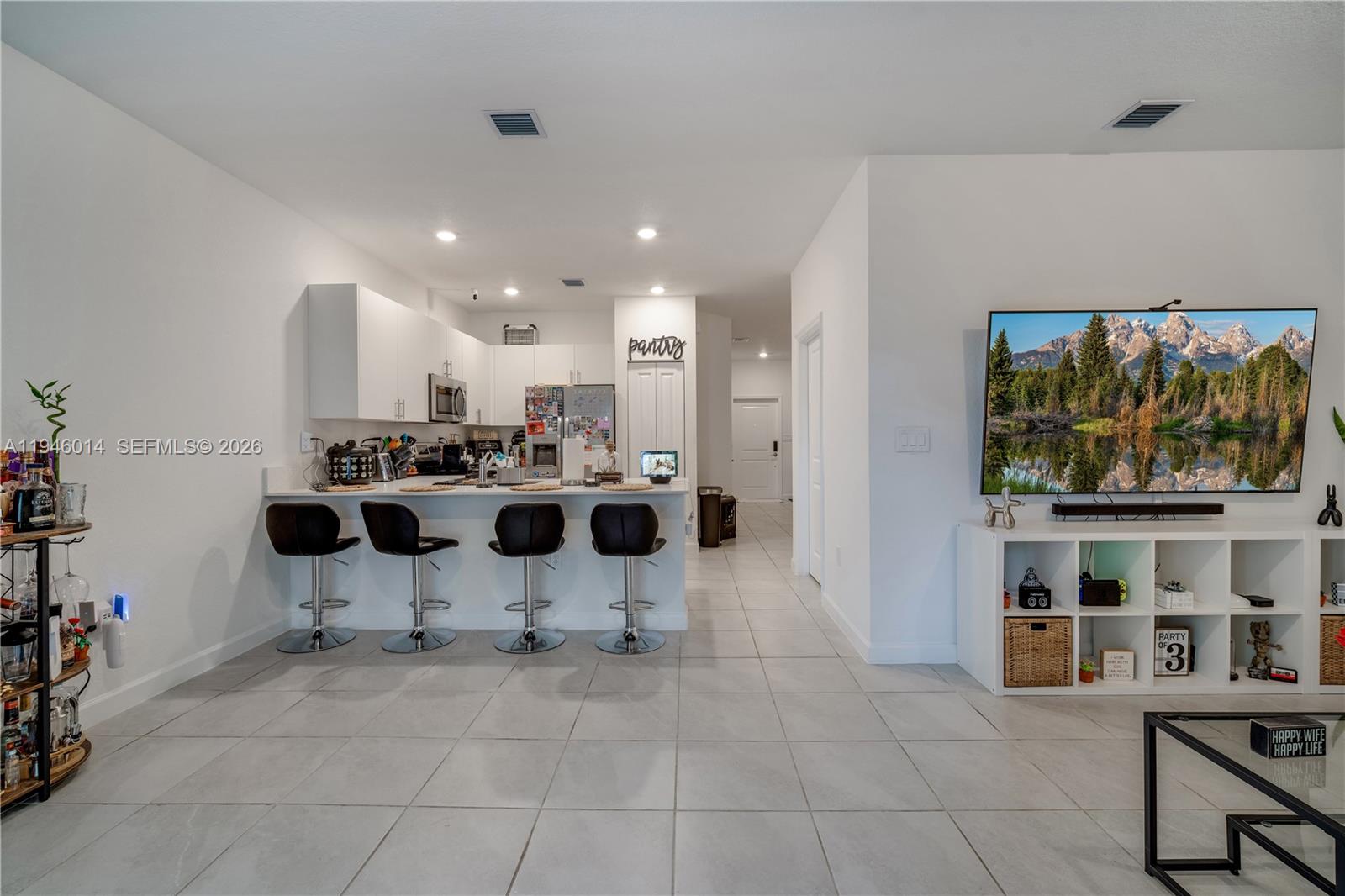 PINE ISLE - Residential