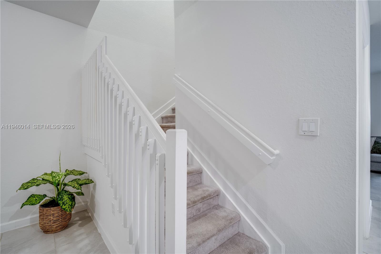 PINE ISLE - Residential