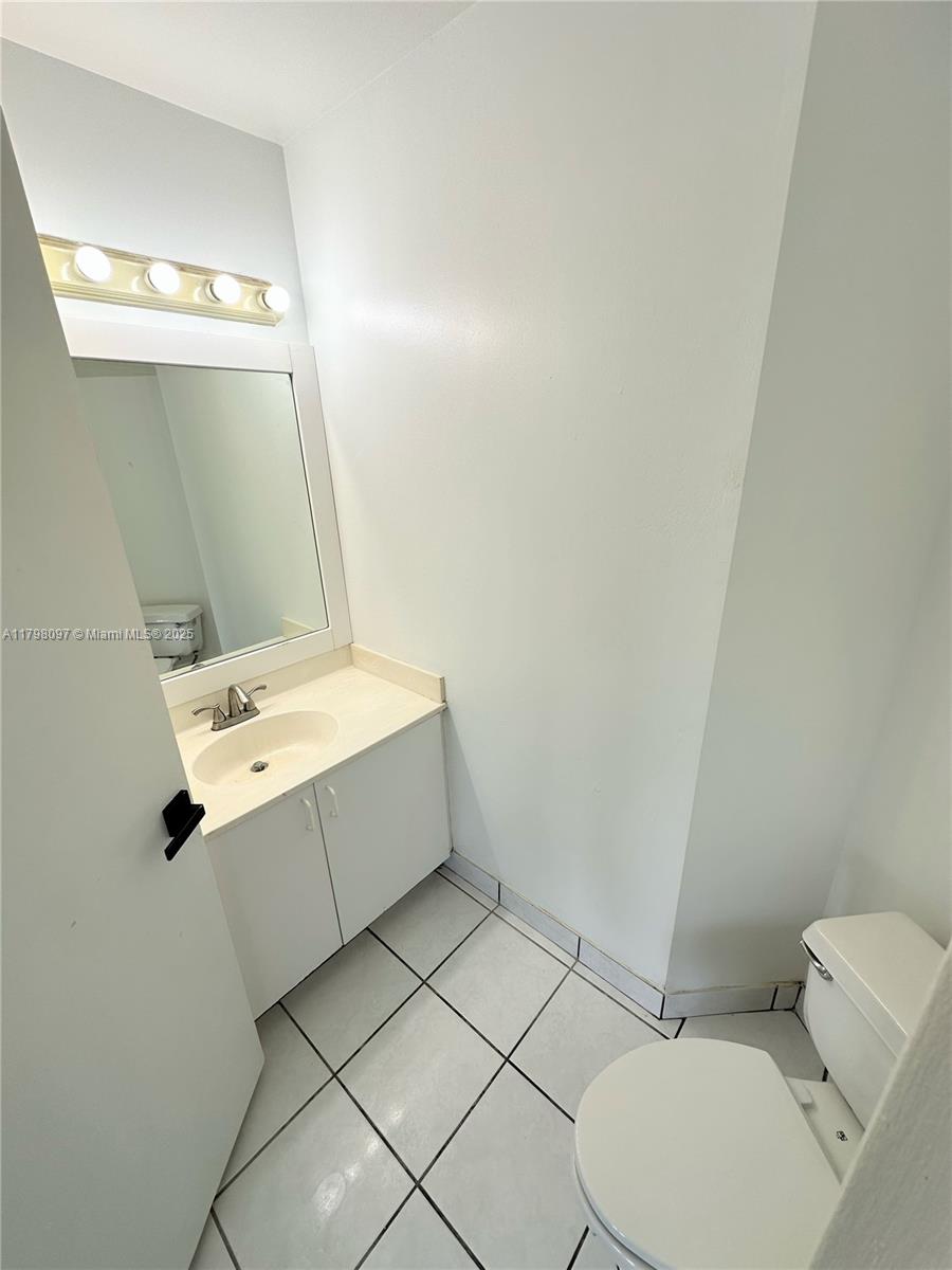 PALM ISLAND PLAT - Residential Lease