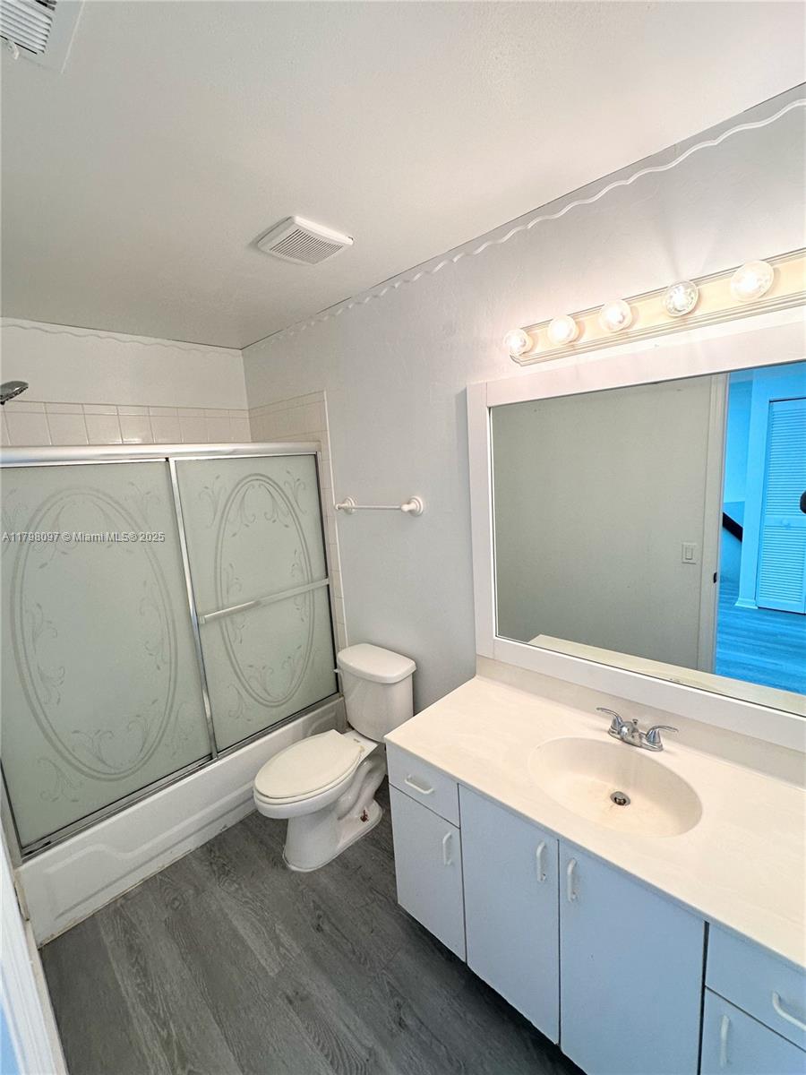 PALM ISLAND PLAT - Residential Lease