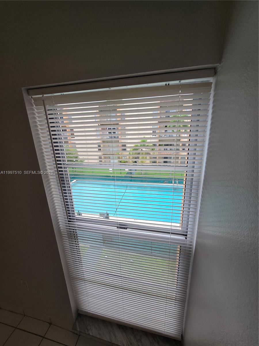 SUNSET VILLAS PHASE II CO - Residential Lease