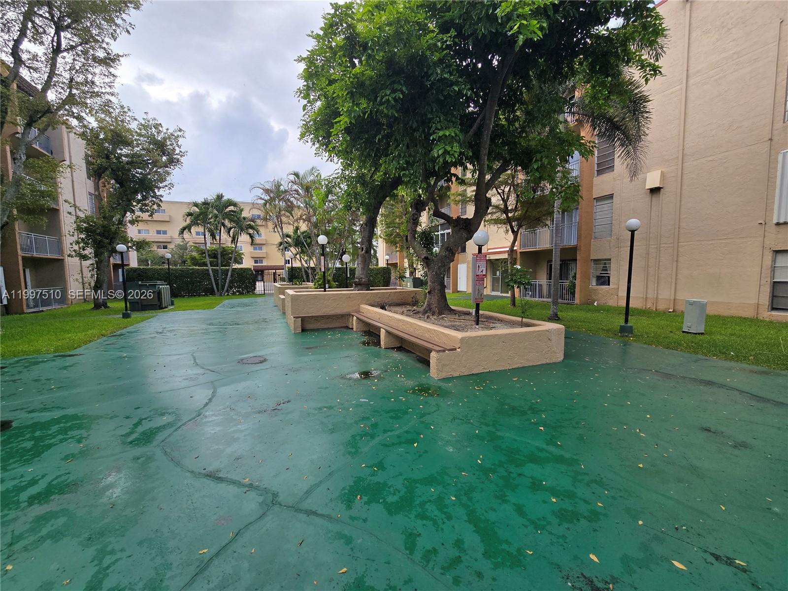 SUNSET VILLAS PHASE II CO - Residential Lease