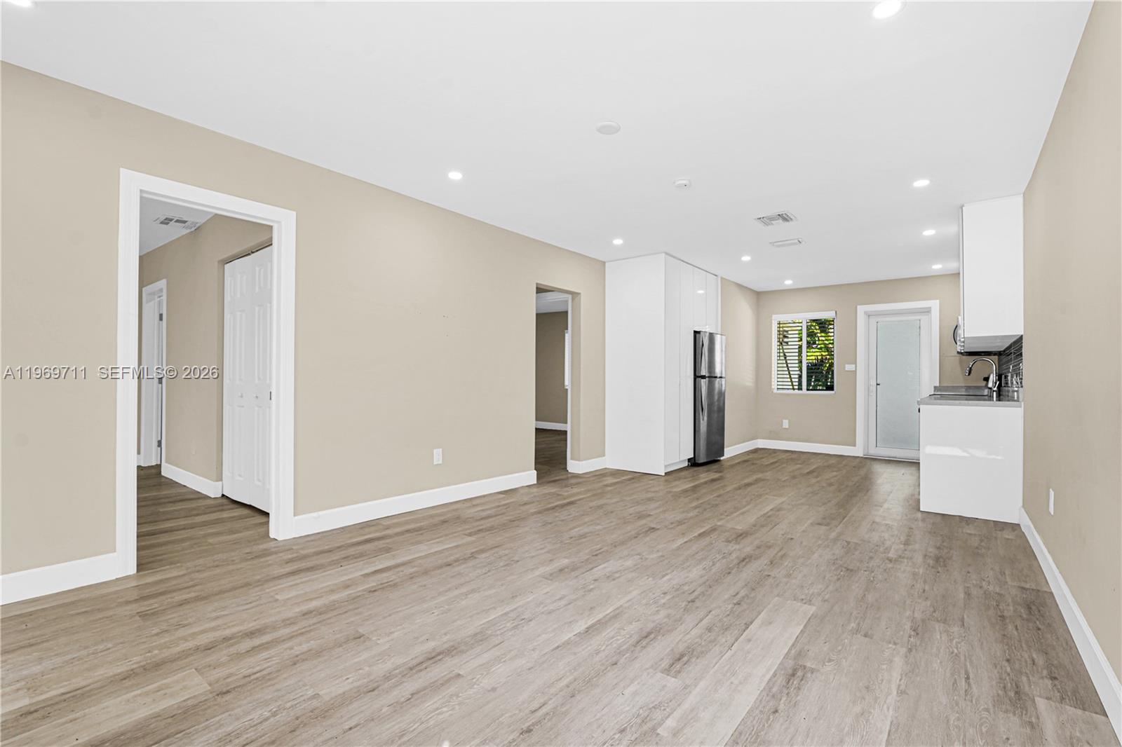 GRIFFINGS BISCAYNE PK EST - Residential