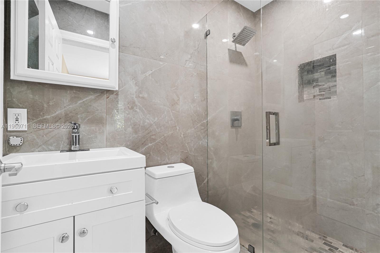 GRIFFINGS BISCAYNE PK EST - Residential