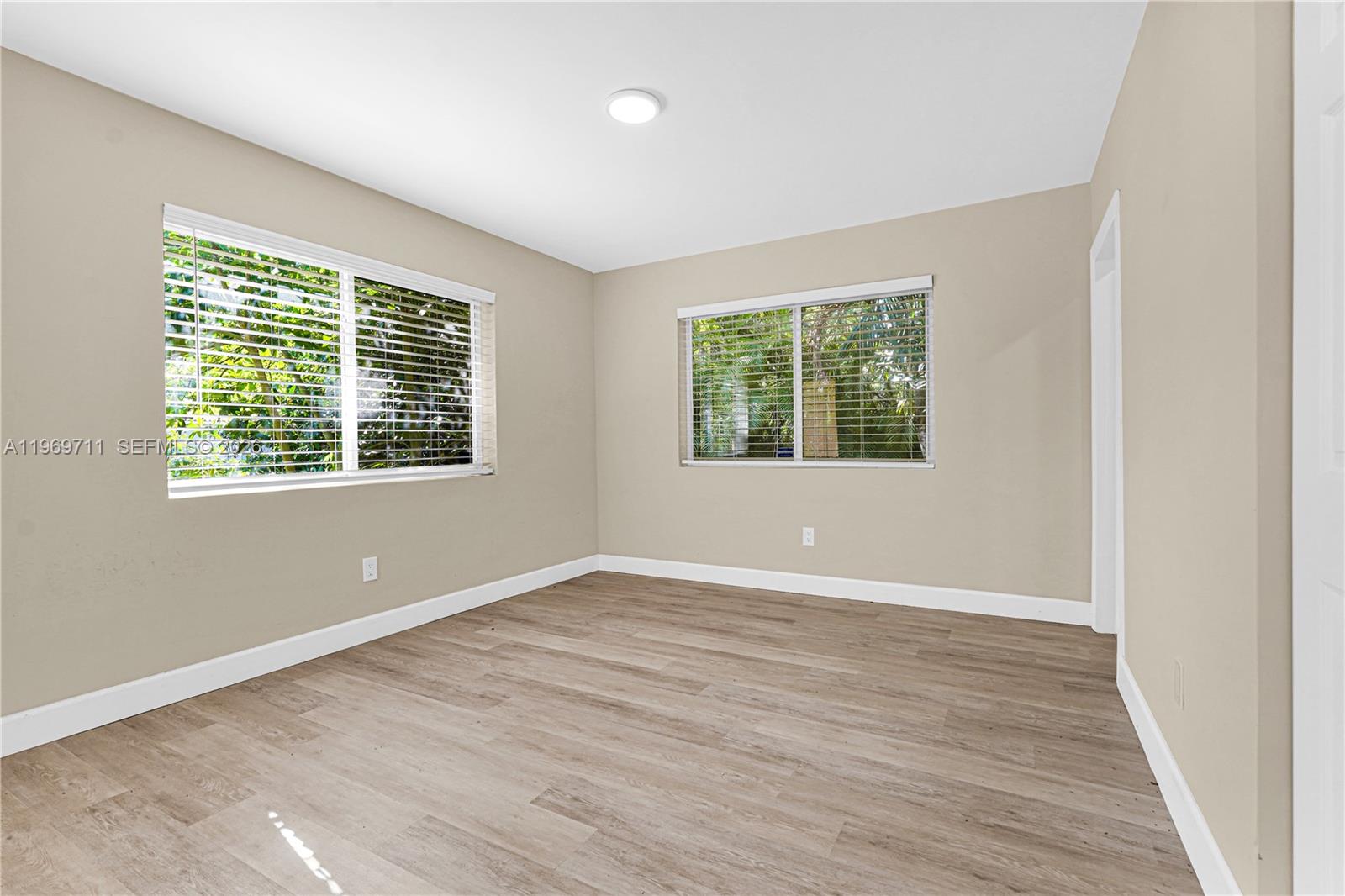 GRIFFINGS BISCAYNE PK EST - Residential