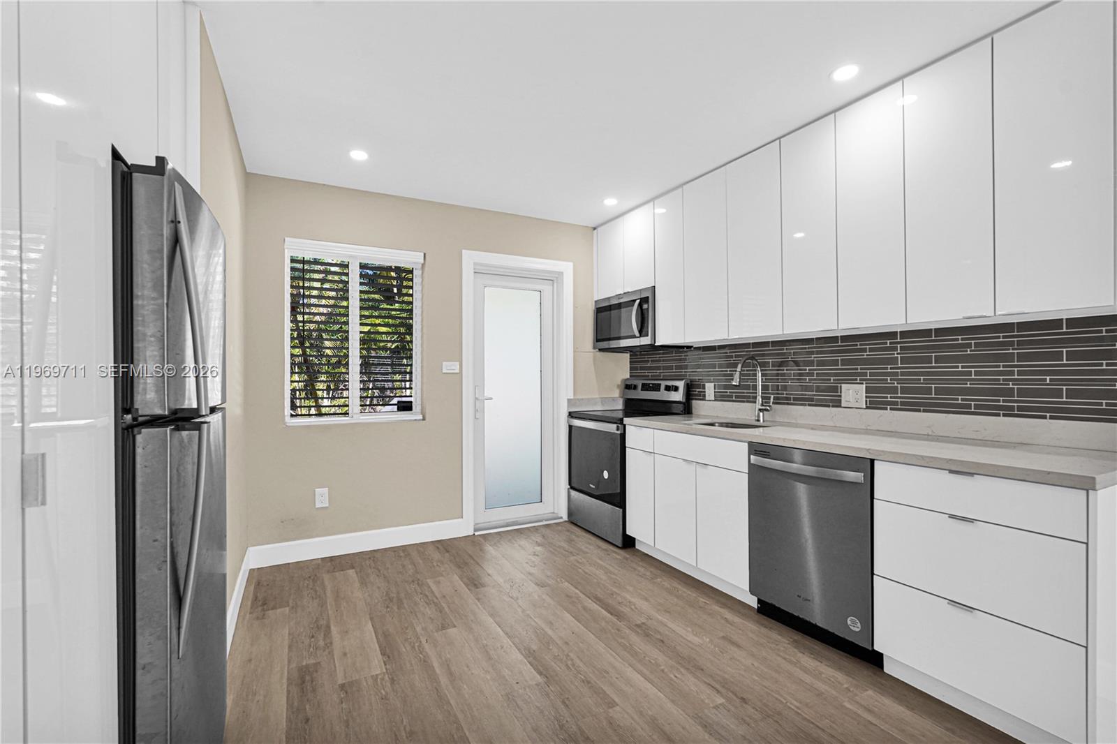 GRIFFINGS BISCAYNE PK EST - Residential