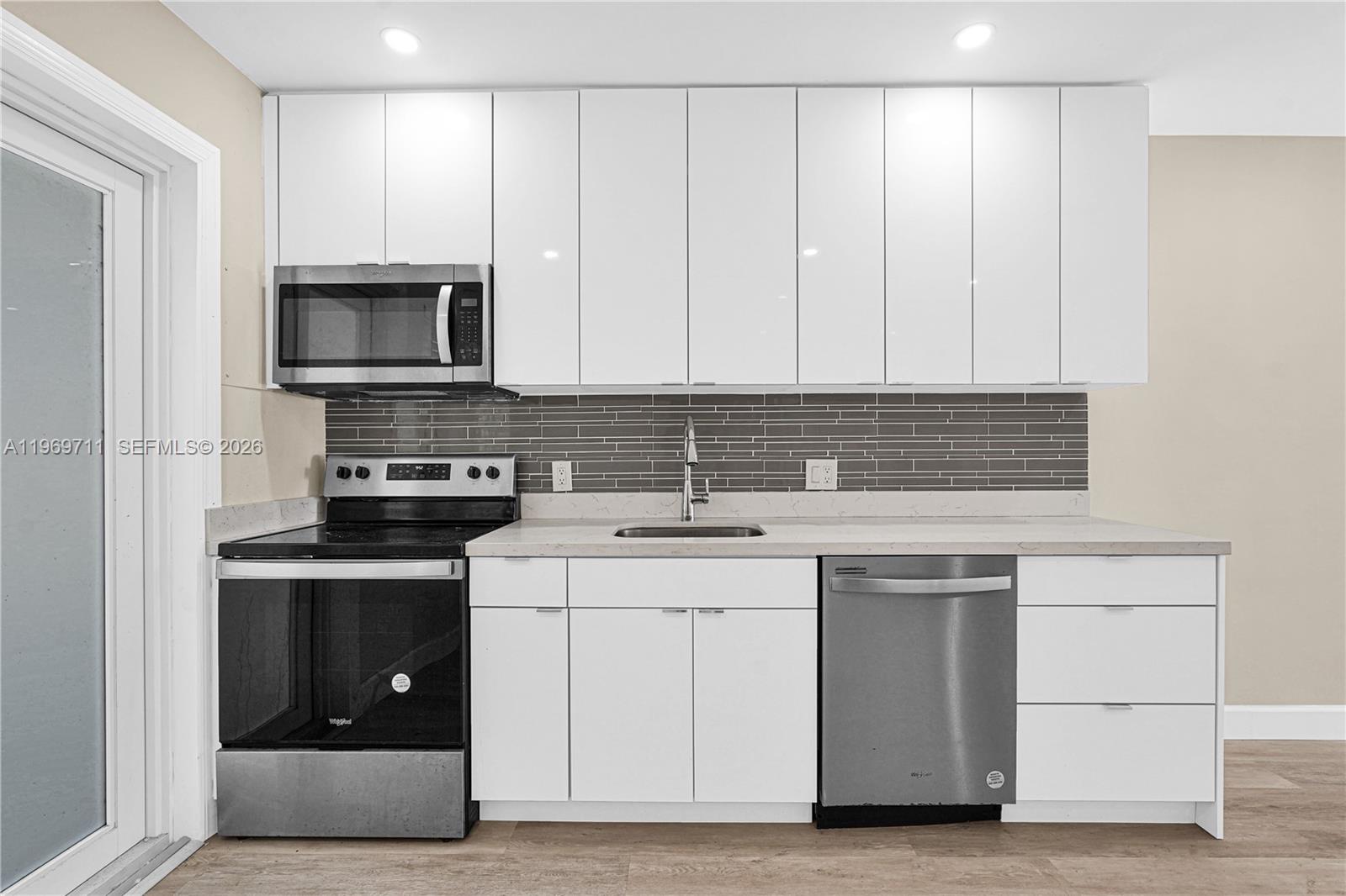 GRIFFINGS BISCAYNE PK EST - Residential