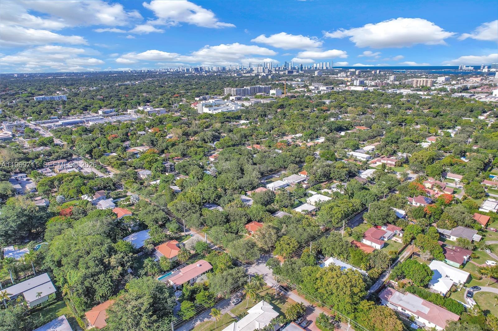 GRIFFINGS BISCAYNE PK EST - Residential