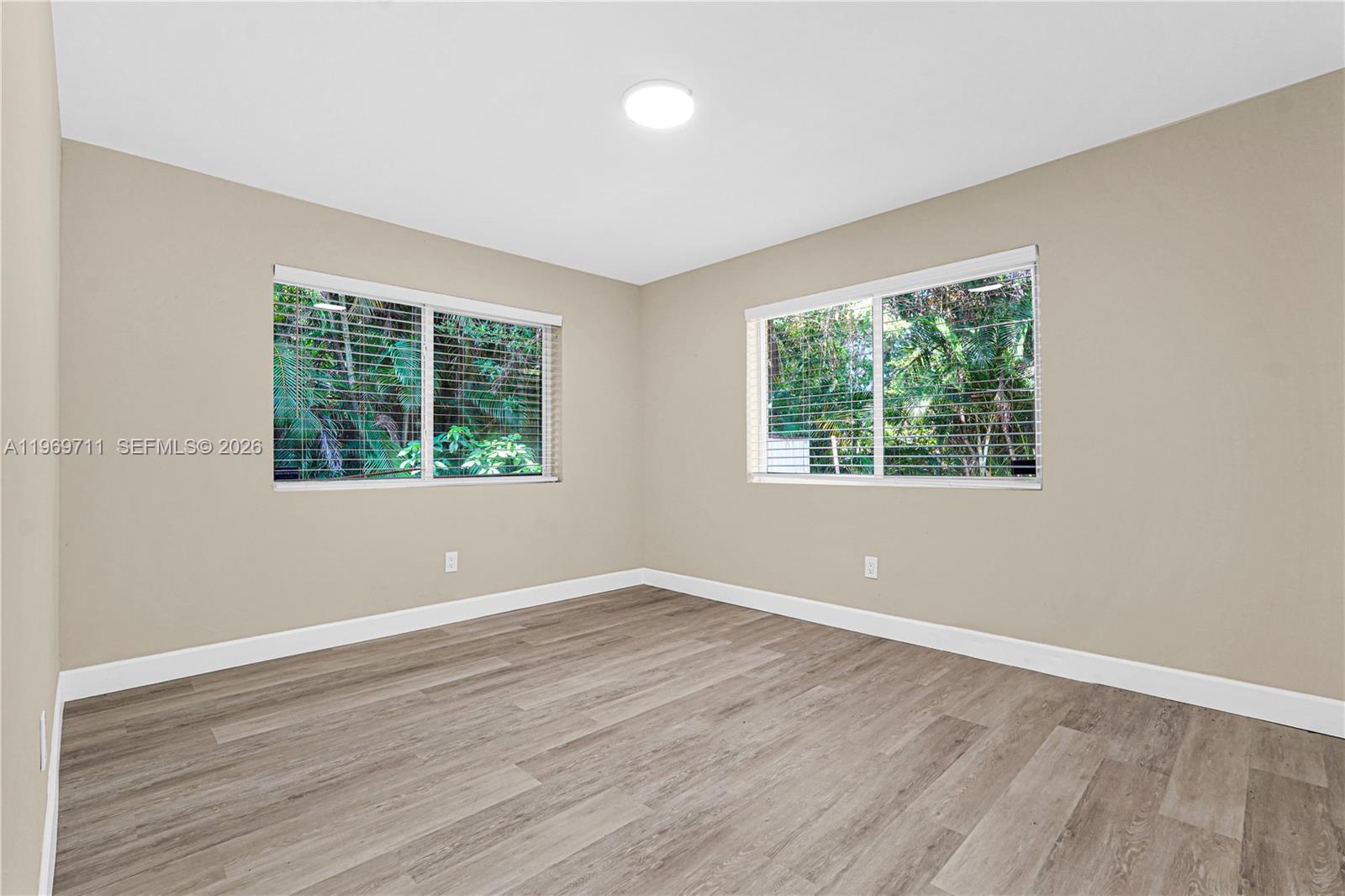 GRIFFINGS BISCAYNE PK EST - Residential