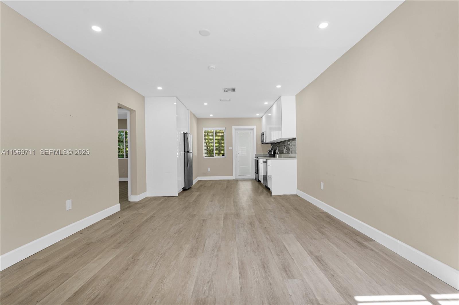 GRIFFINGS BISCAYNE PK EST - Residential