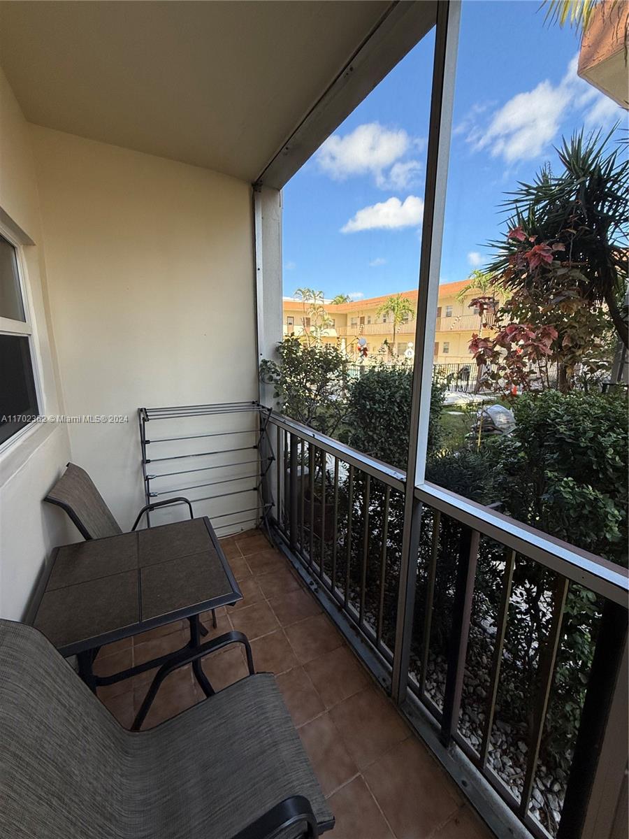 STAR PARADISE CONDO - Residential